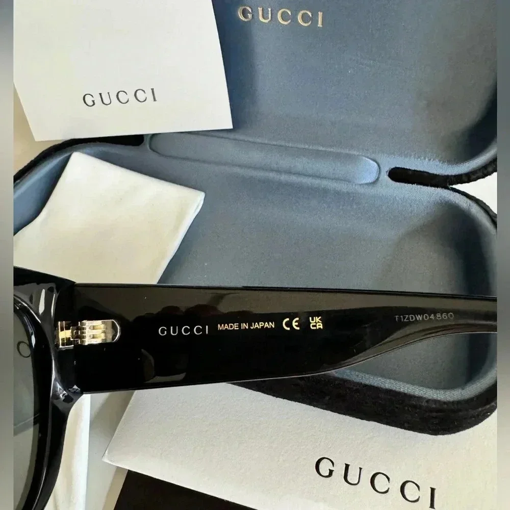Gucci sunglasses large black 💞 - Picture 12 of 13